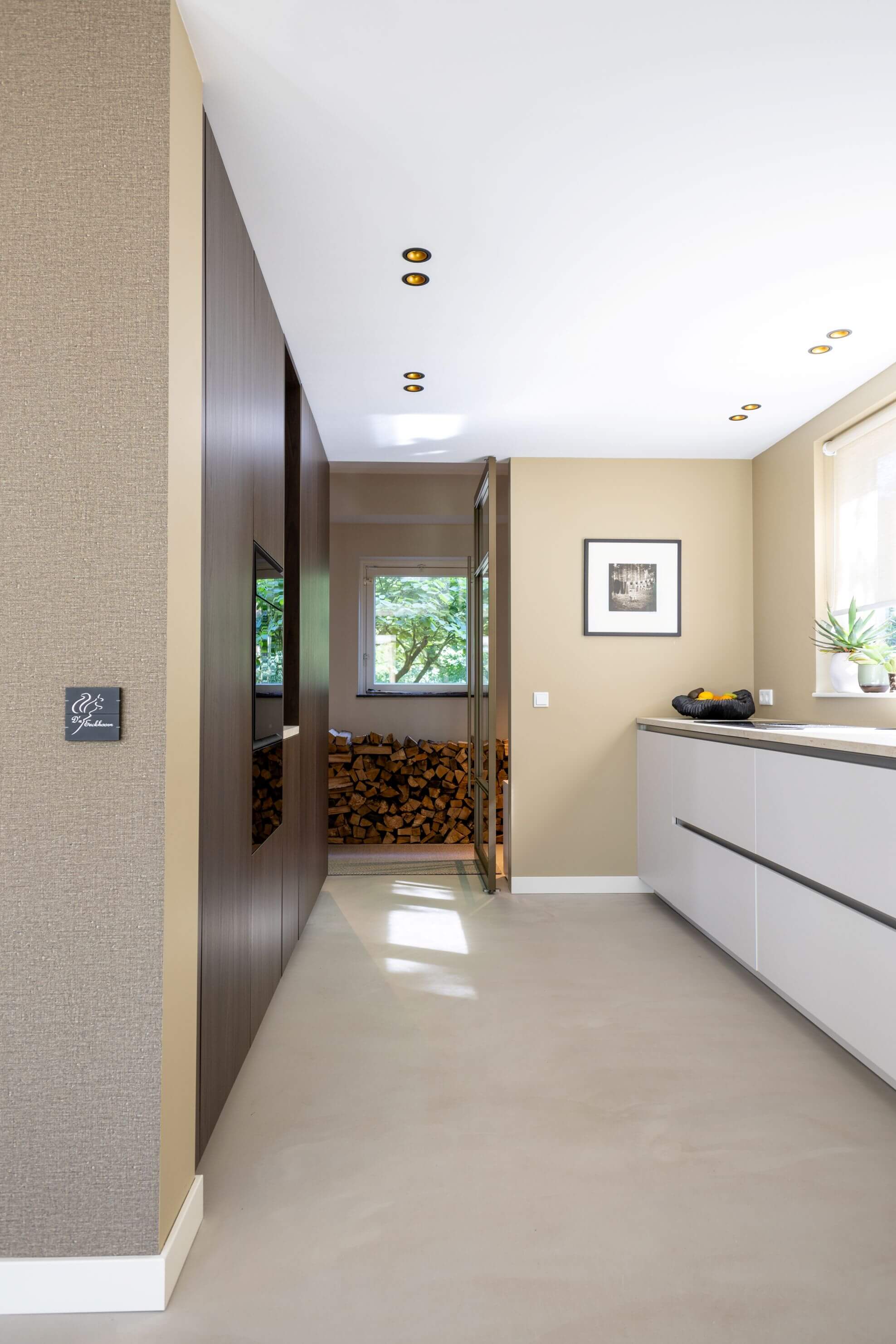 Beton cire gietvloer in keuken - jaren 50 woing - waalre 6