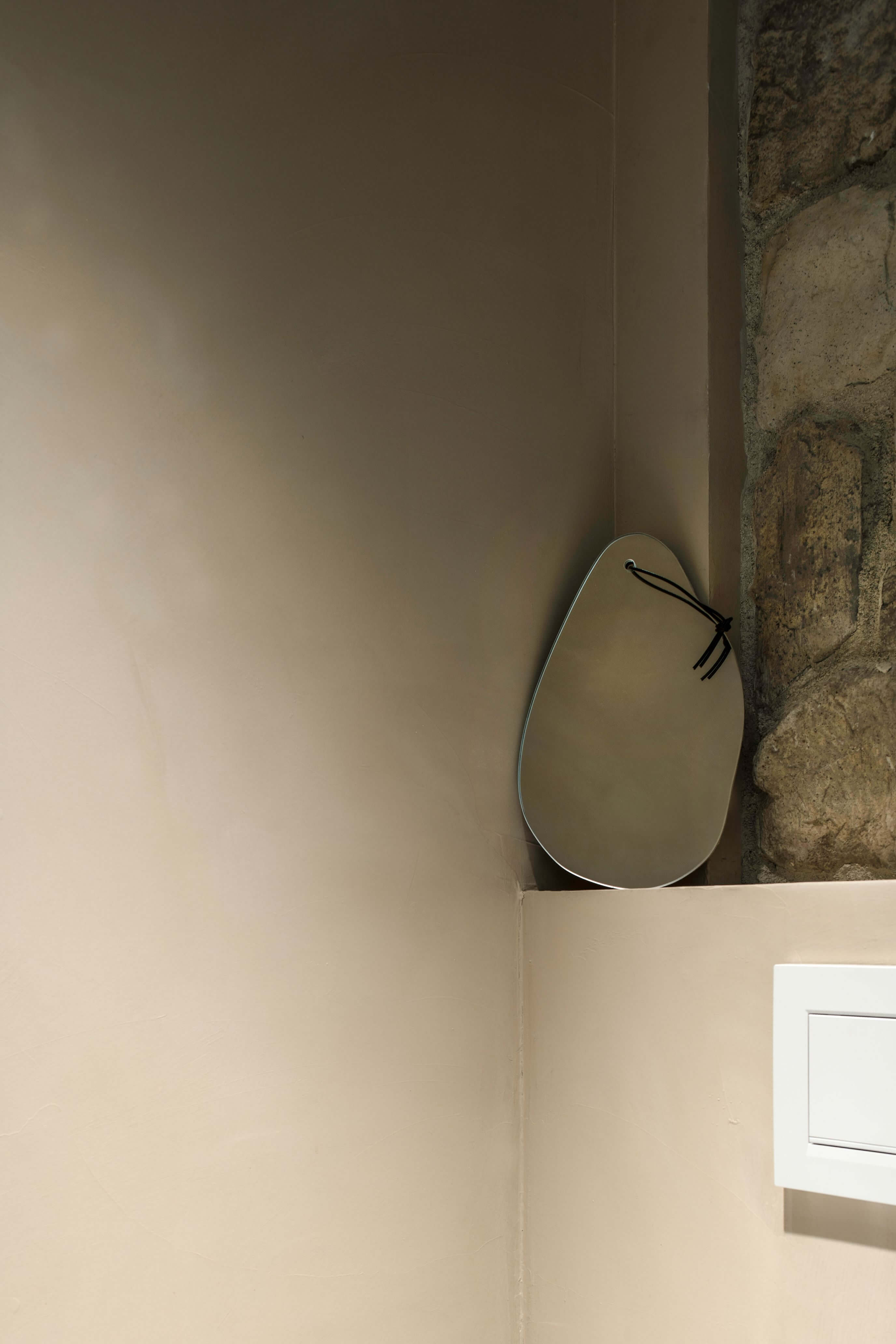 badkamer en toilet micro terrazzo en beton cire in helmond 2