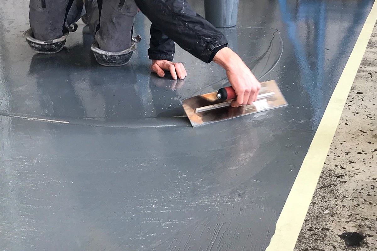 Epoxy gietvloer Smitfloor Geldrop – Sterke bedrijfsvloer geplaatst in faciliteit van Connexxion