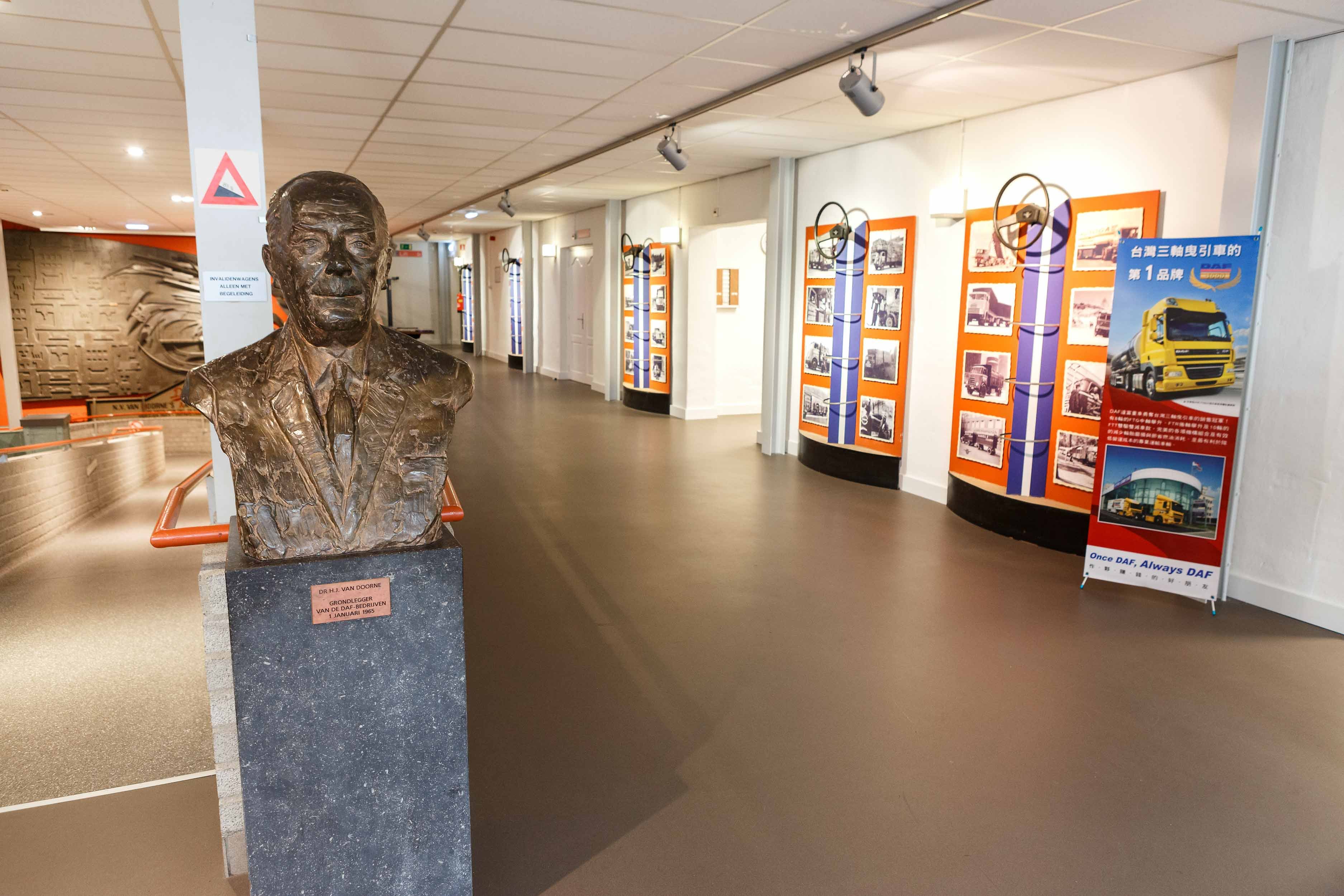 Vloeren voor Bedrijven Smitfloor Geldrop - Betonlook Gietvloer voor het Daf Museum