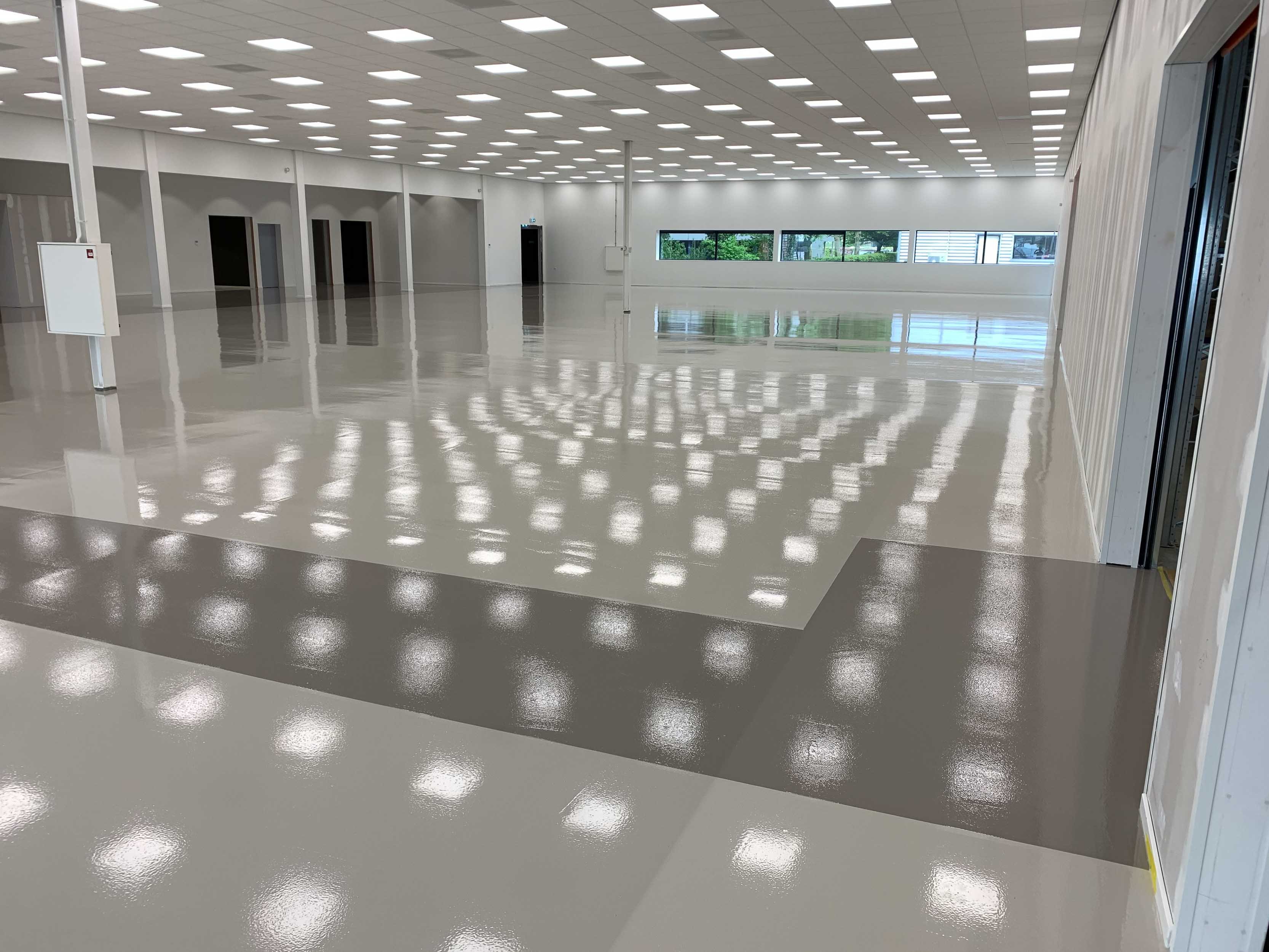 Vloeren voor Bedrijven Smitfloor Geldrop - Duurzame Vloeren voor Grote Kantoorruimtes, Beauty Salons en Restaurants