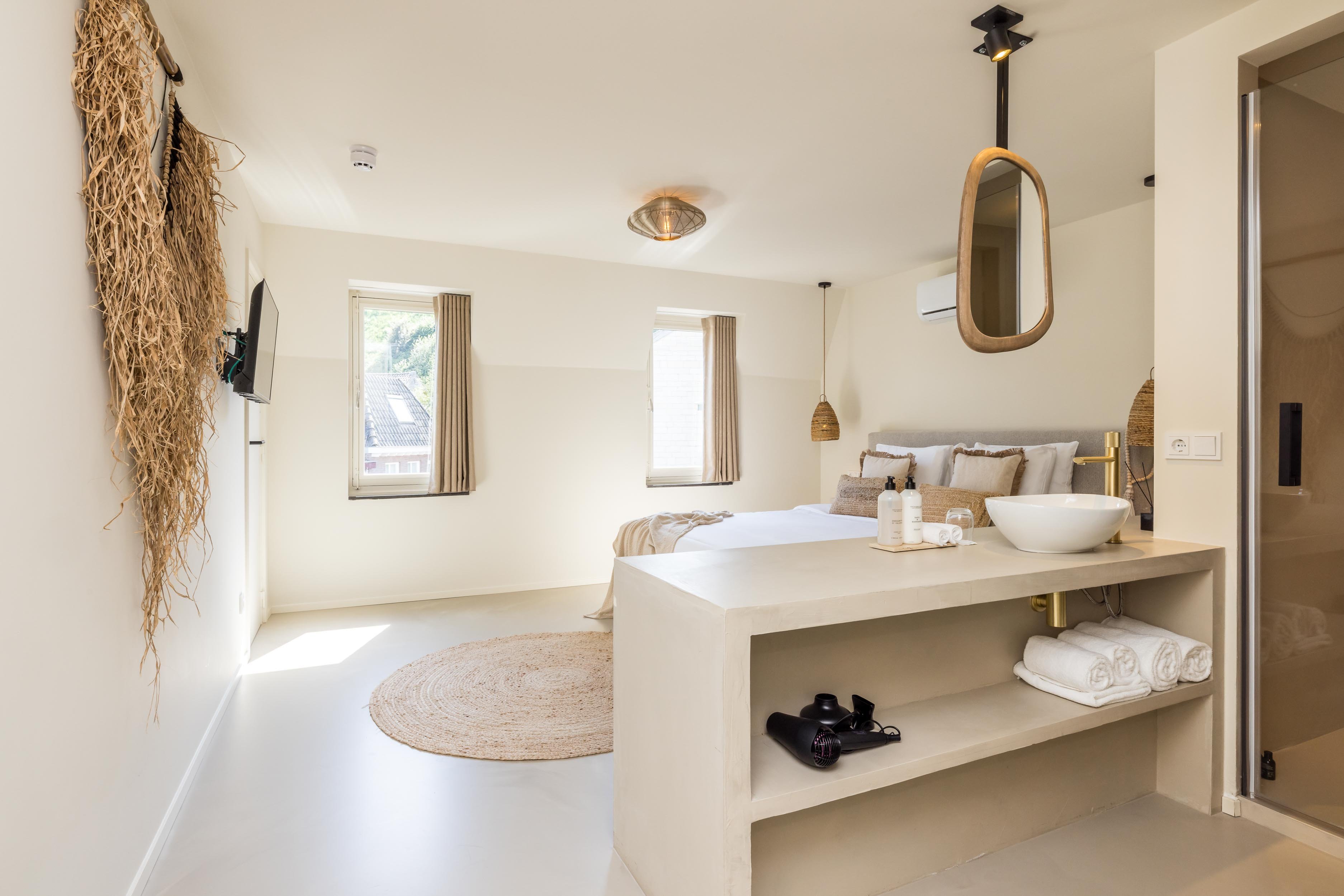 Vloeren voor Bedrijven Smitfloor Geldrop - Luxe Slaapkamer met Beton Cire