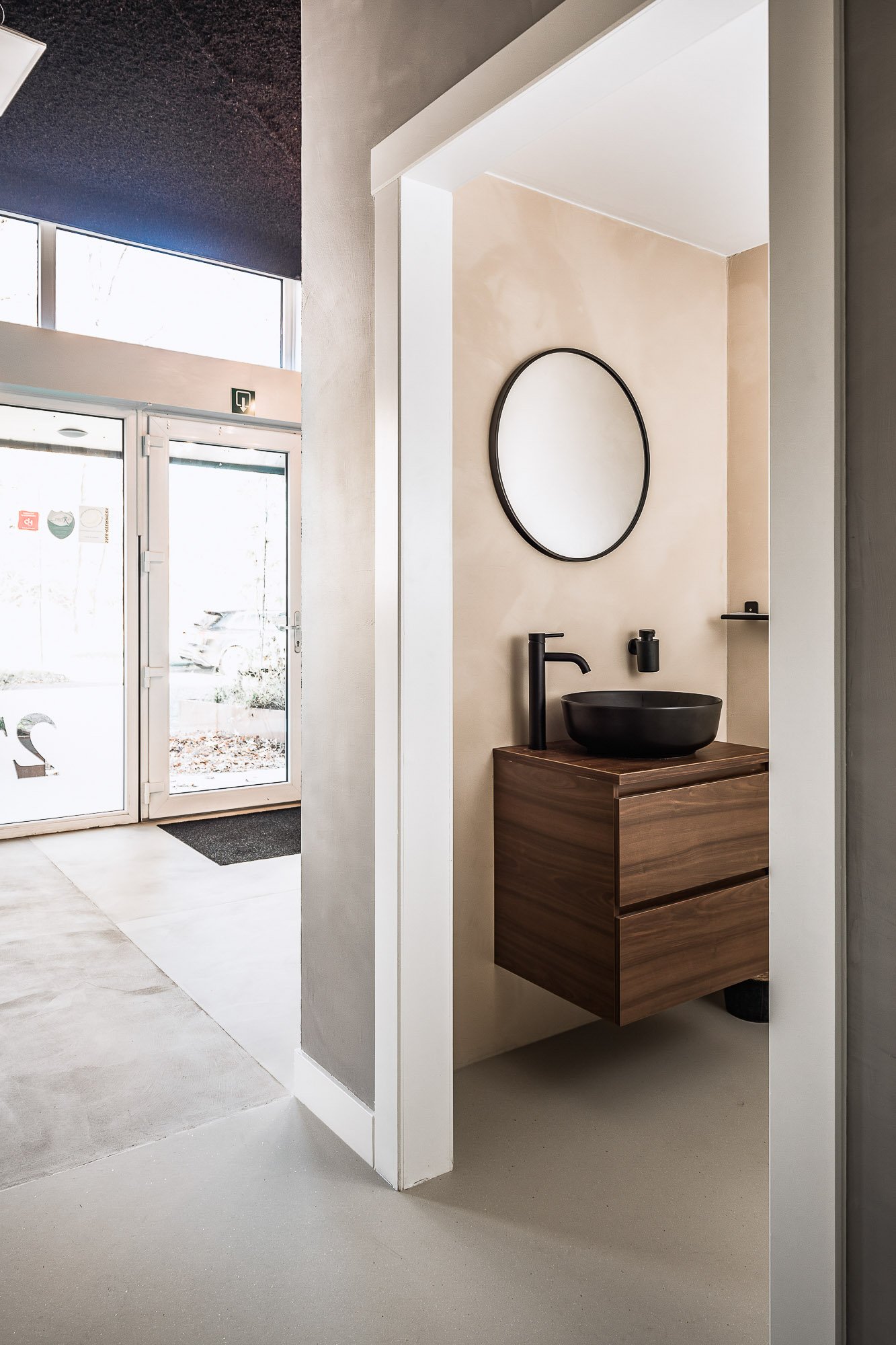 Showroom Bezoeken Smitfloor Geldrop - Vloeren voor Toiletruimtes zoals Gietvloeren en Beton Cire in Regio Eindhoven
