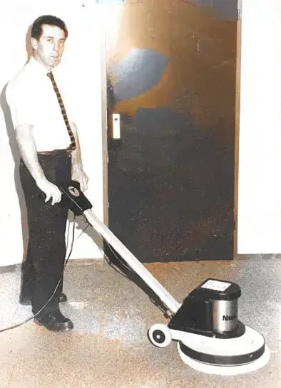 start-eerste-medewerker Smitfloor geldrop
