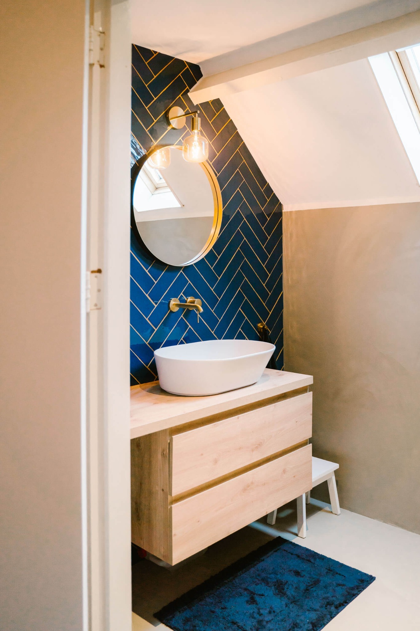 Béton Ciré Smitfloor Geldrop Badkamer met wandafwerking van Béton Ciré