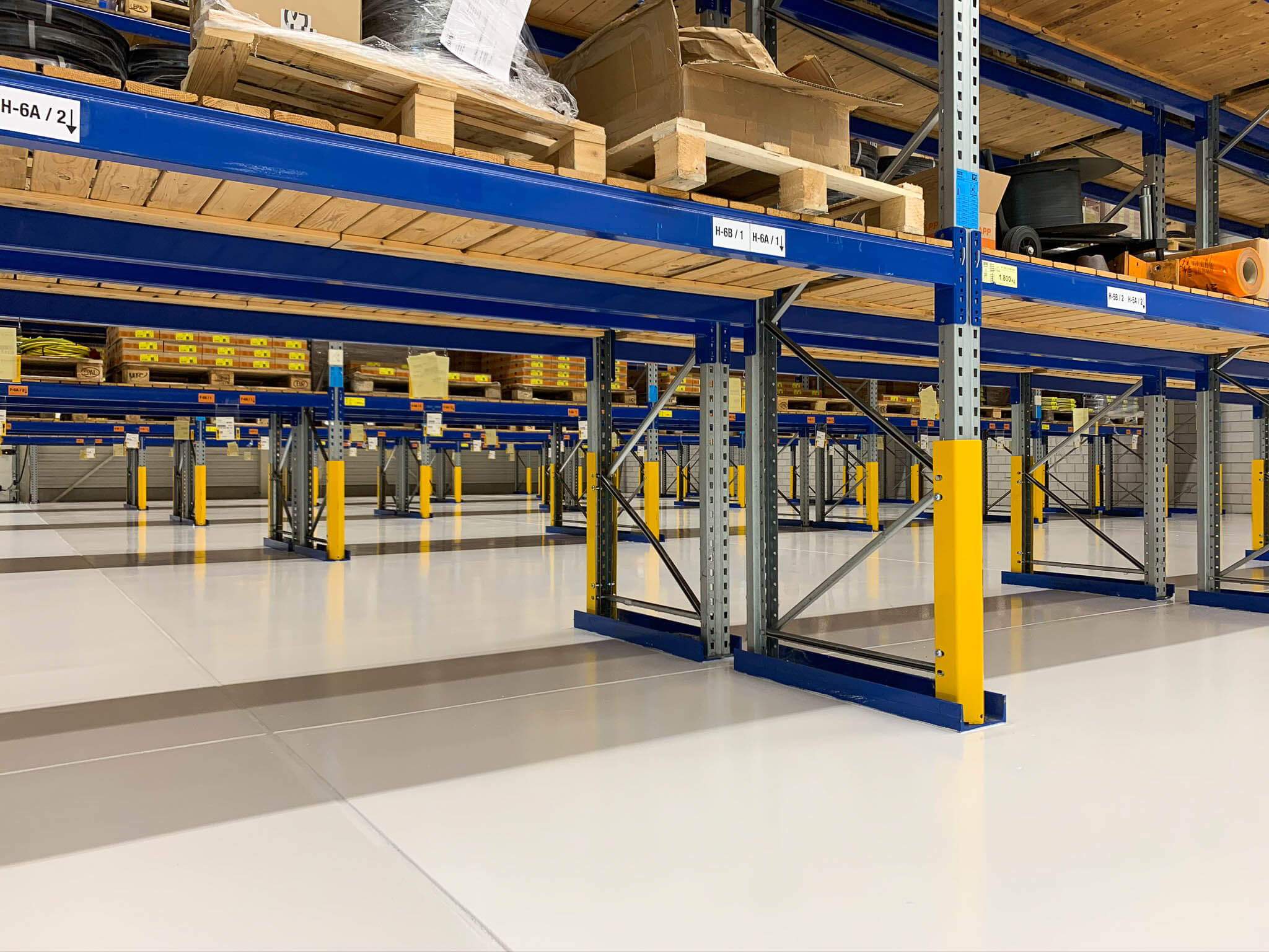 Epoxy Vloer Smitfloor Geldrop - Professionele Vloer voor Kantoor, Showroom of Werkruimte