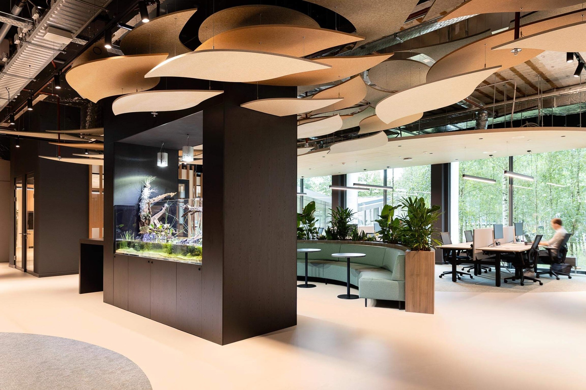 vloeren-voor-bedrijven-smitfloor-geldrop-beton-cire-voor-een-duurzame-en-luxe-keuken