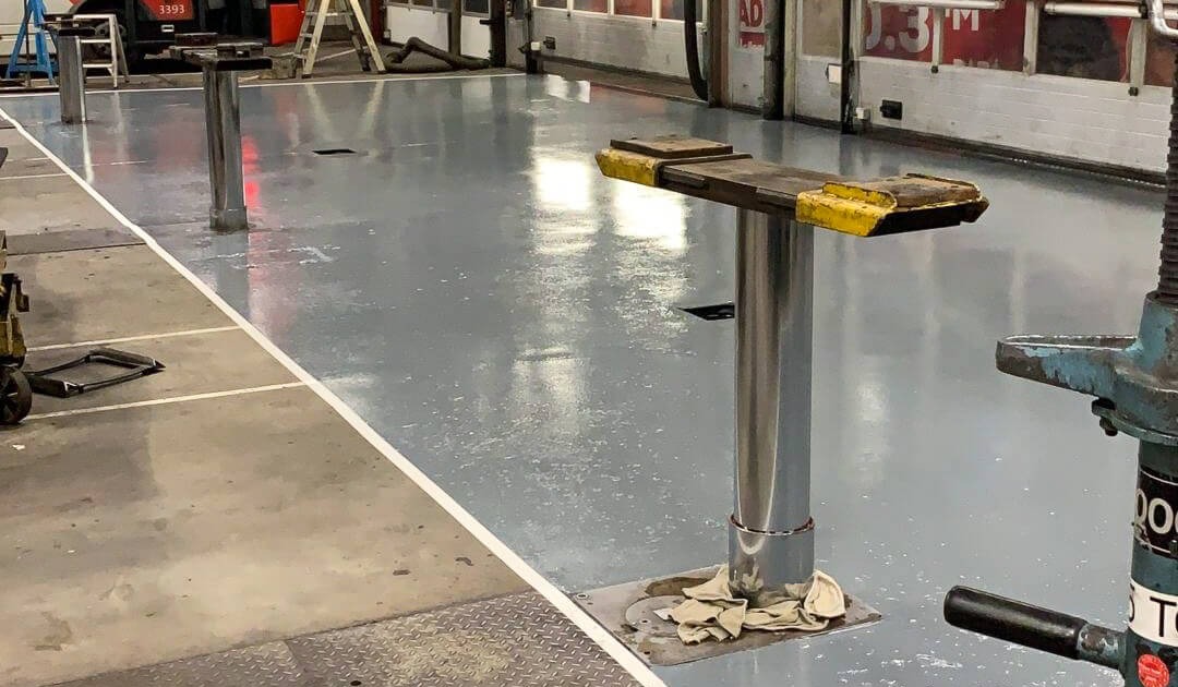 epoxy-gietvloer-smitfloor-geldrop--duurzame-gietvloer-voor-intensief-gebruik-bij-connexxion-eindhoven