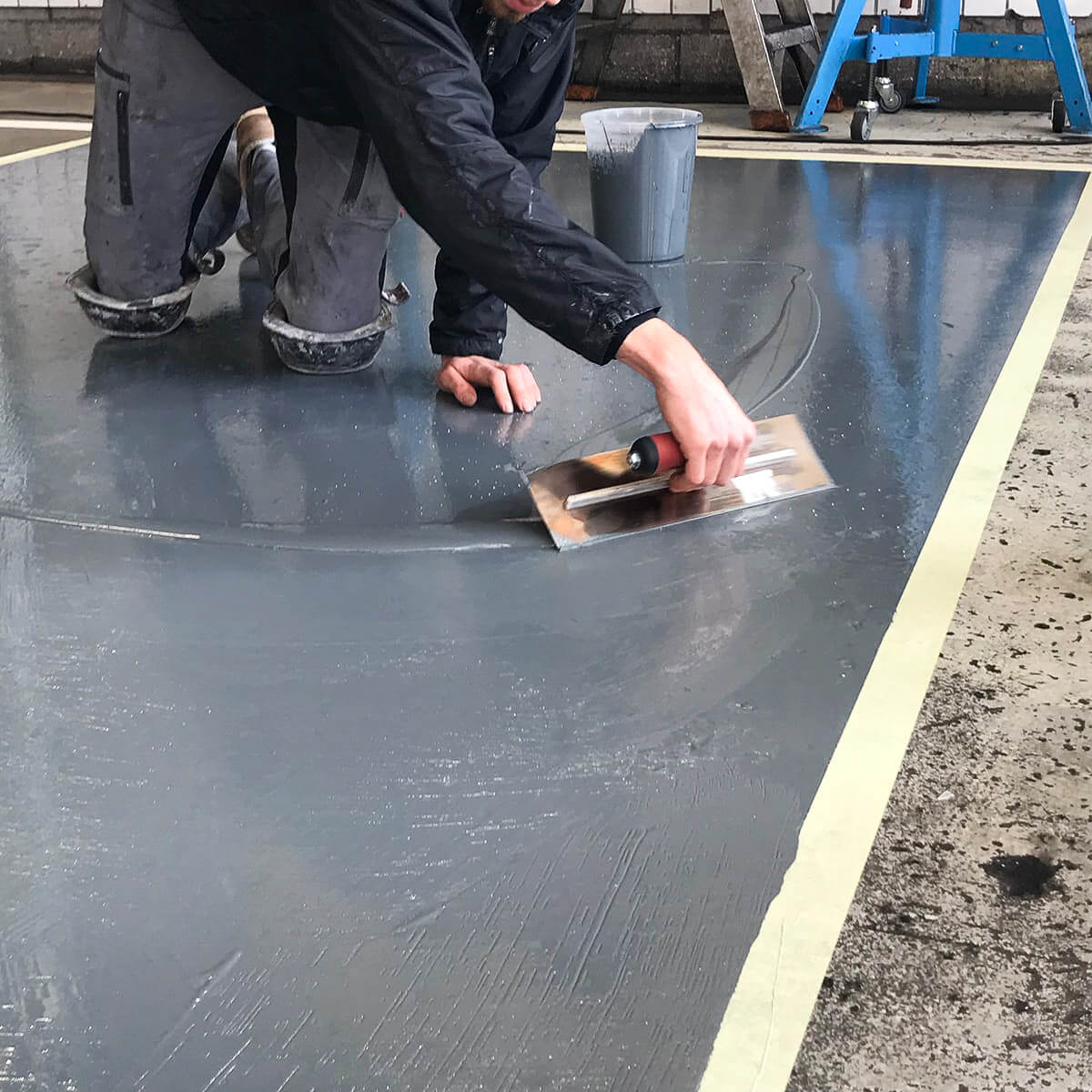 Epoxy gietvloer Smitfloor Geldrop – Industriële gietvloer voor technische ruimte van Connexxion Eindhoven