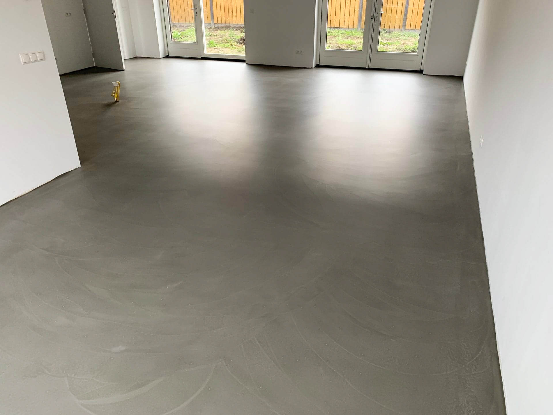 FloorColouring vloer Smitfloor Geldrop Designvloer met unieke uitstraling in stijlvol interieur in Eersel