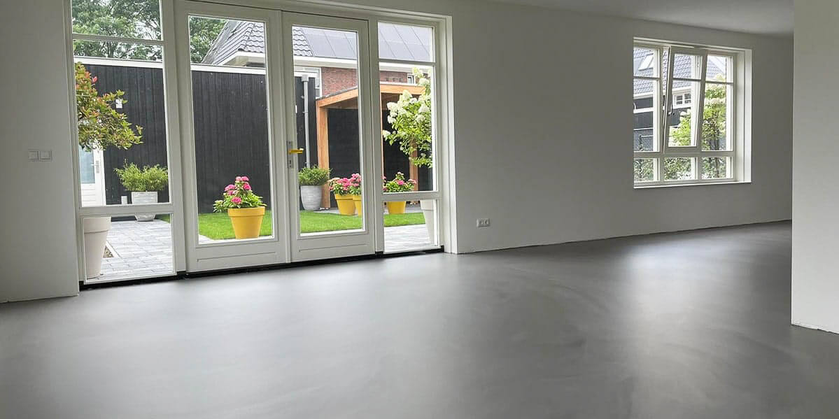liquid-design-vloeroplossing-hoogwaardige-afwerking-binnenruimtes-smitfloor-geldrop